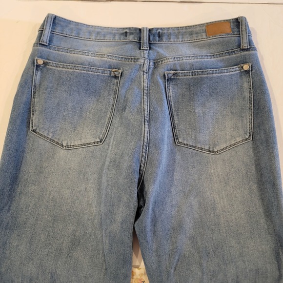 Judy Blue Boyfriend Capri Fit Jeans Womens 11/30 Measures 32x24 Light Wash Pants - Picture 4 of 8